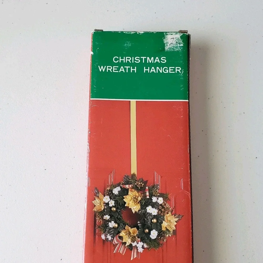 Vintage Reindeer Christmas Wreath Hanger Metal Gold Brass Tone